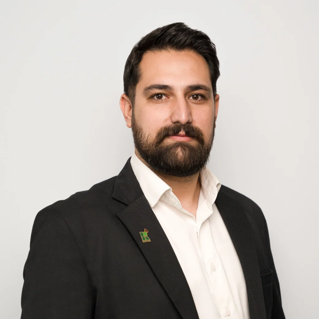 پوریا صفاجویی